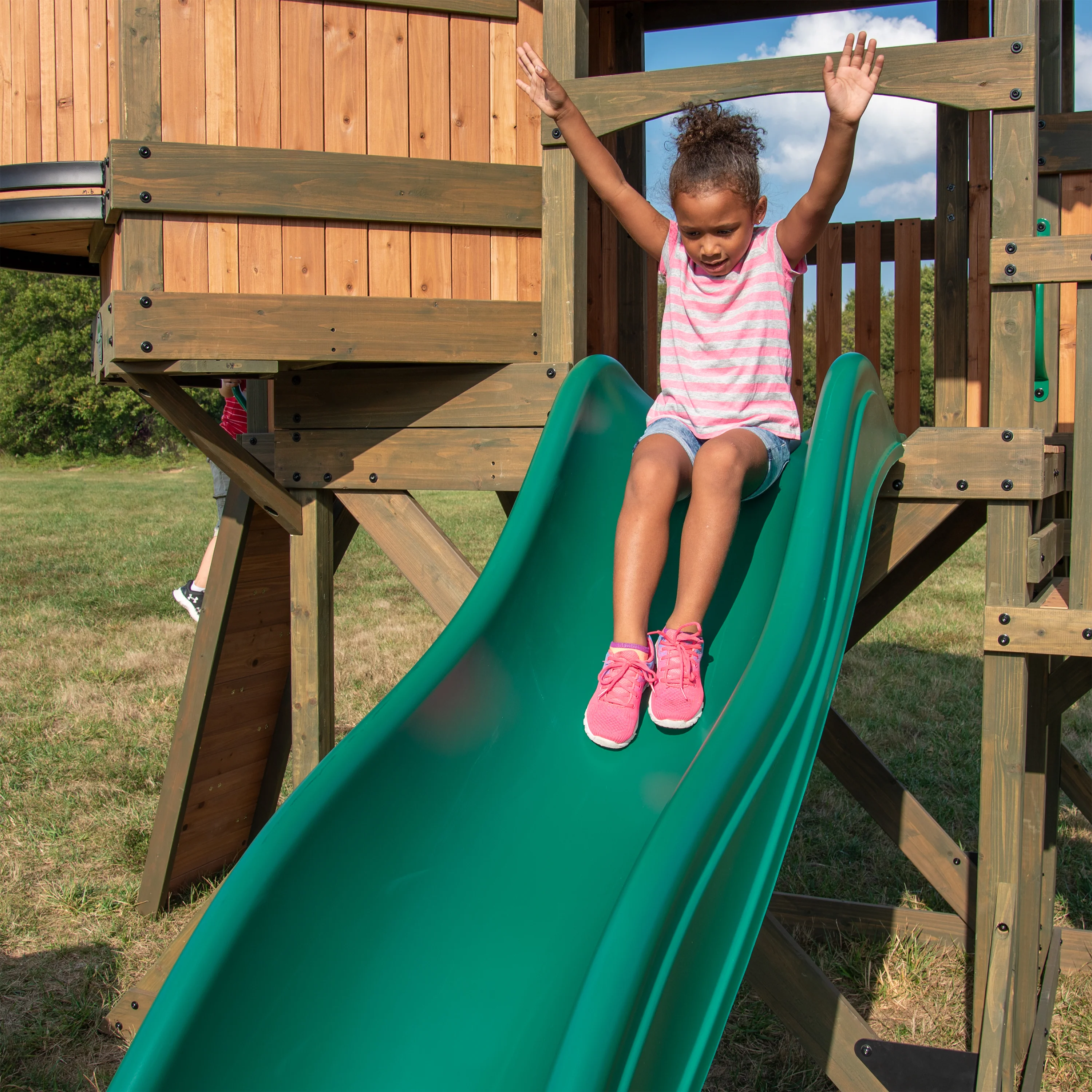 Eagles Nest Elite Swing Set with Green Wave Slide - Image 6