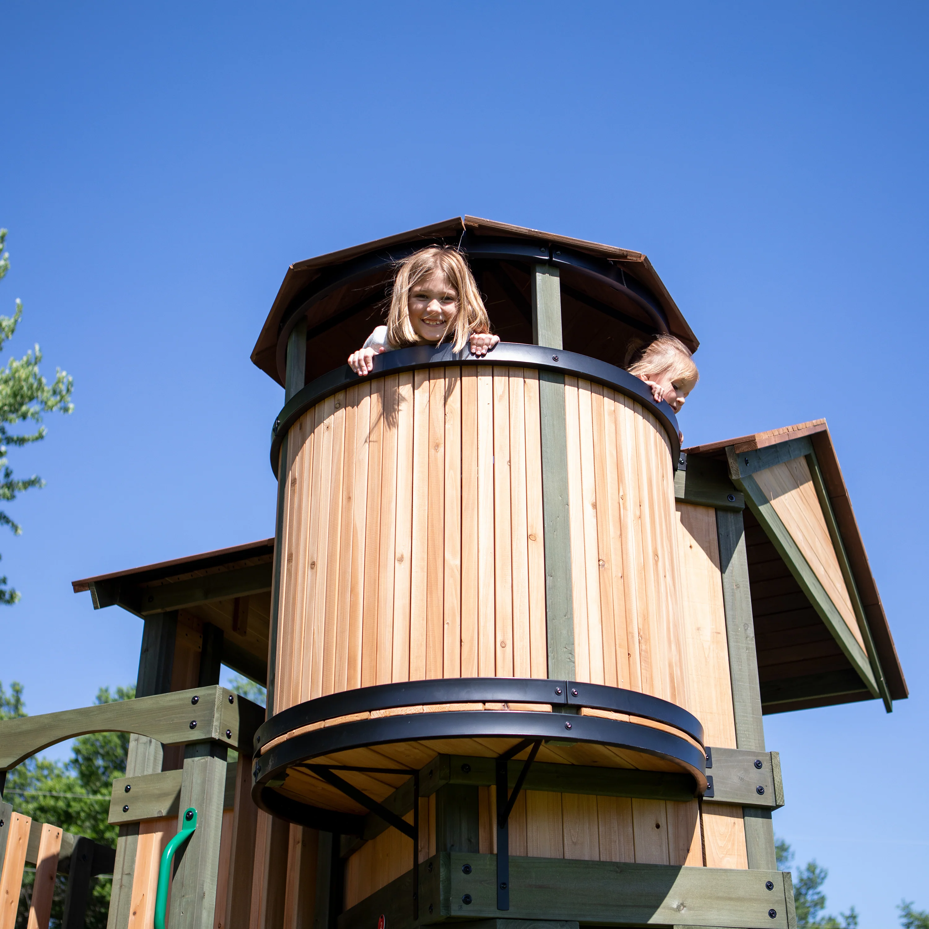 Eagles Nest Elite Swing Set with Green Wave Slide - Image 8